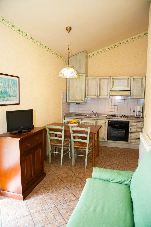 Residence Tourist Лукка Экстерьер фото